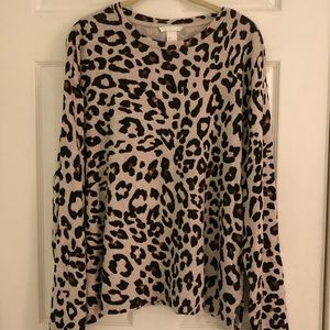 H&M Leopard Print Sweater NWOT